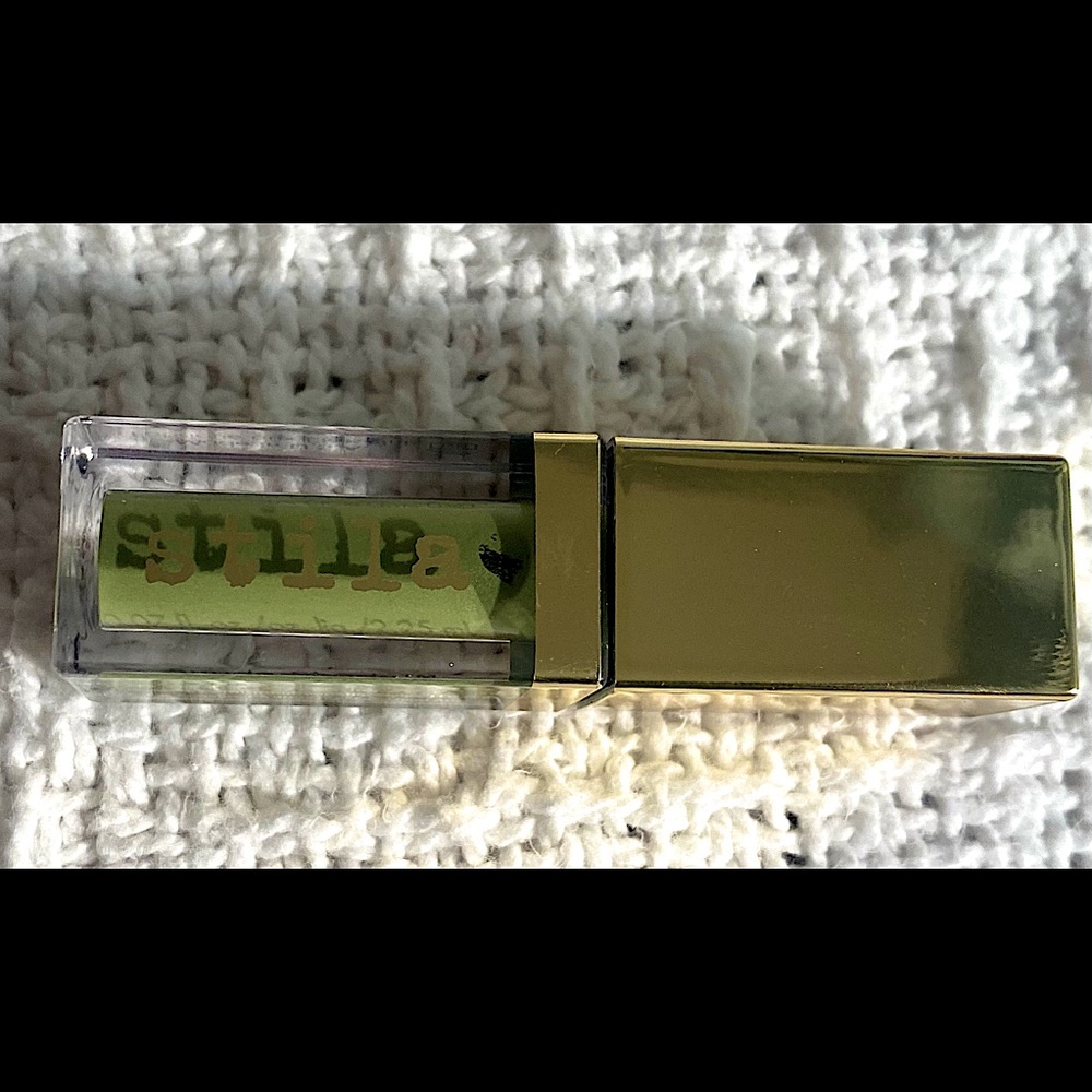 NWOT Stila Suede Shade Liquid Eyeshadow in Mint Julep never used